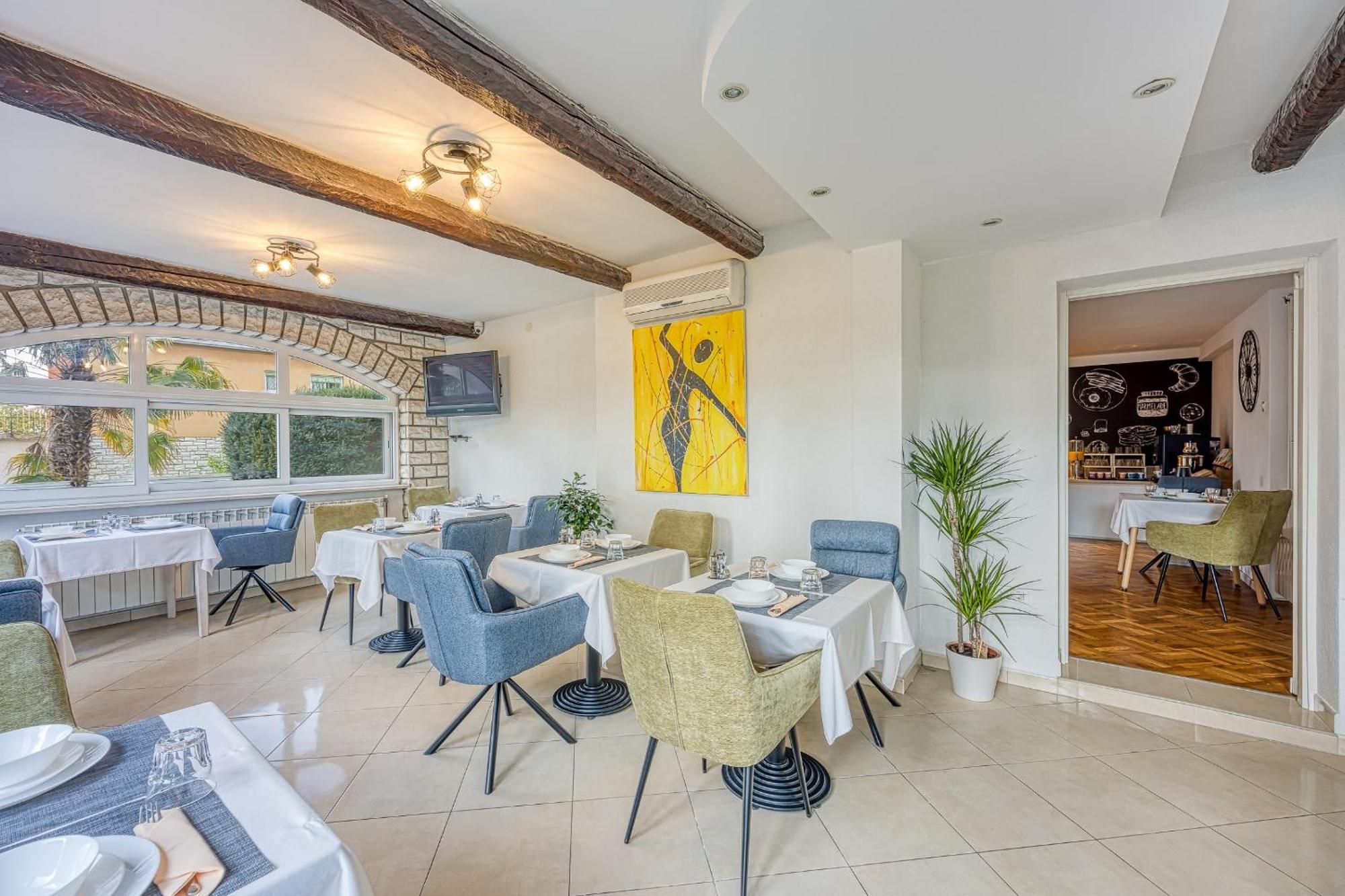 Bed & Breakfast Ladavac 4*