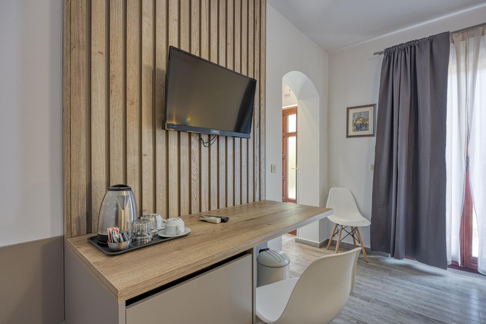 Ladavac Frühstückspension 4*